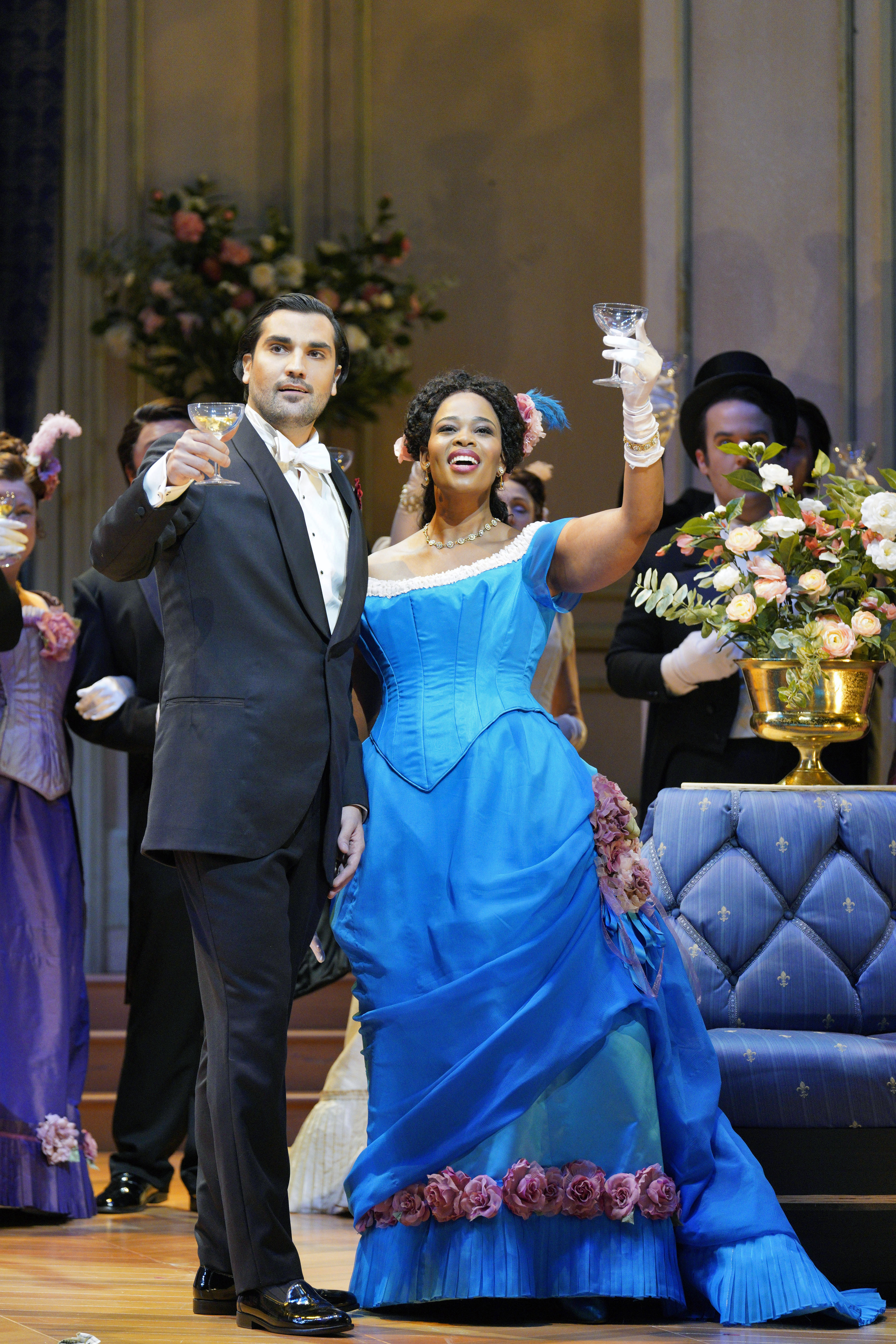 Pretty Yende and Jonathan Tetelman