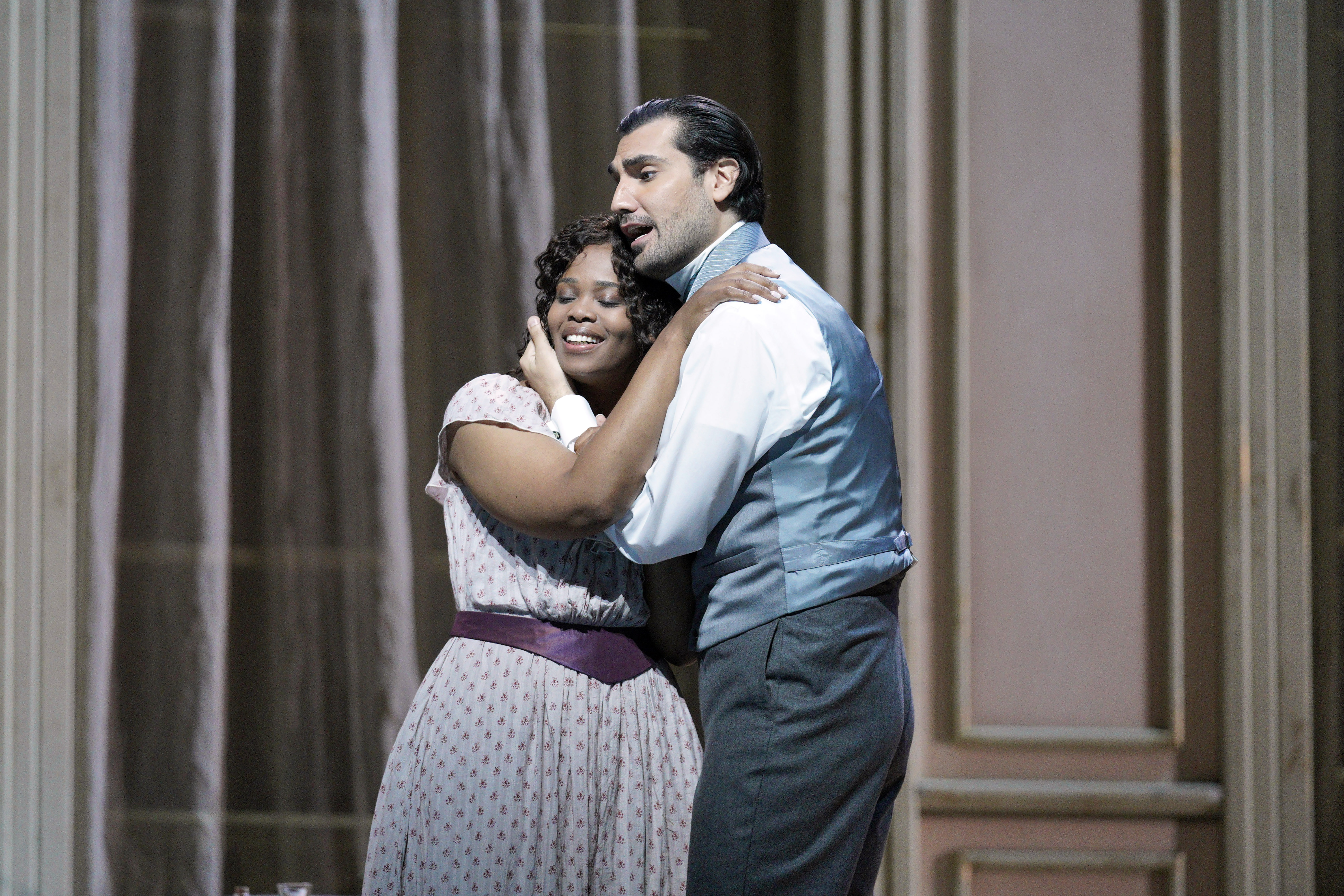 Pretty Yende and Jonathan Tetelman