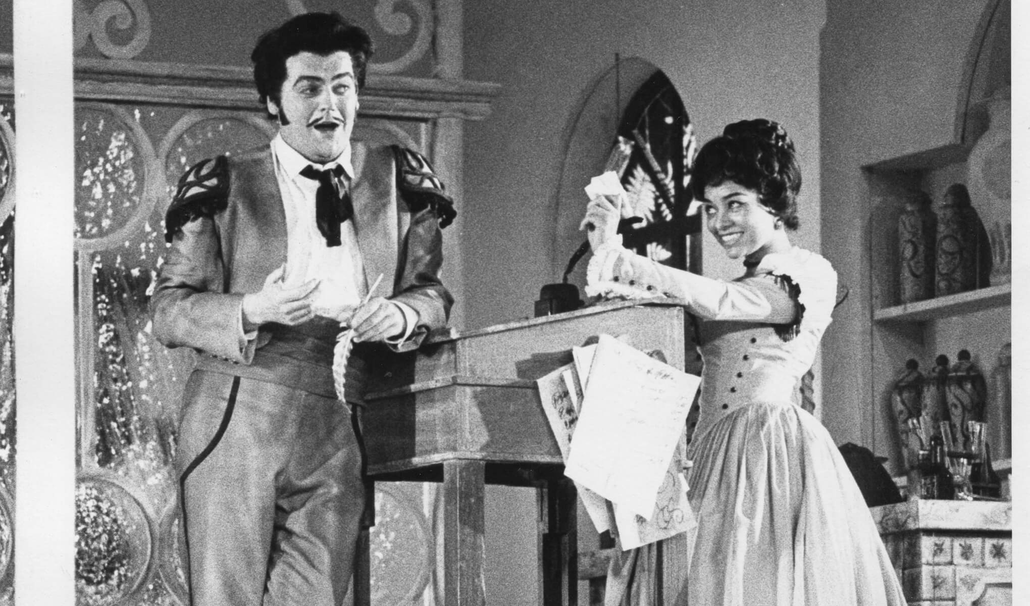 1963: Reri Grist debuted in Il Barbiere di Siviglia, as Rosina with Herman Prey.