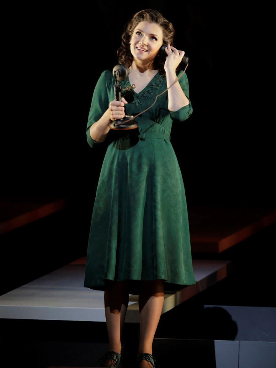 Added texture to Mary&rsquo;s Christmas dress.