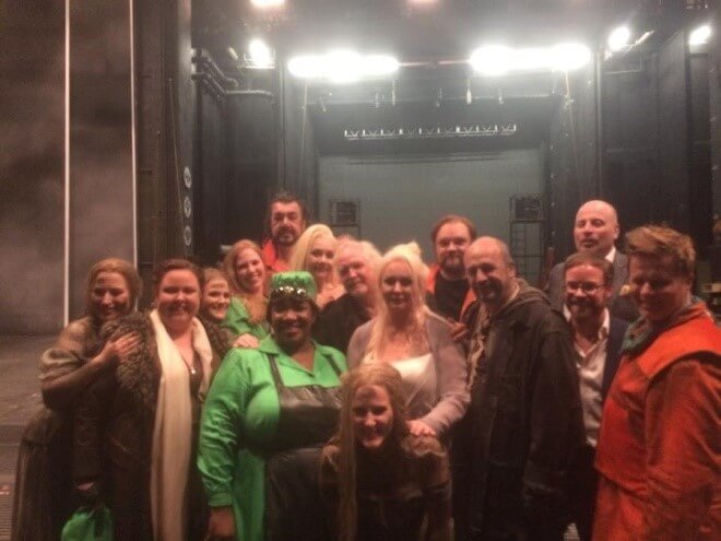 Backstage remembrances of the Ring.