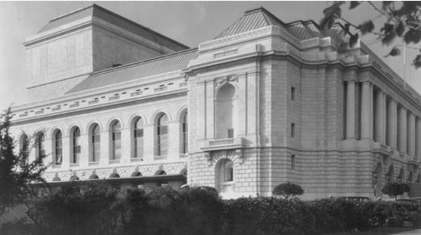 BW photo of War Memorial Opera House exterior