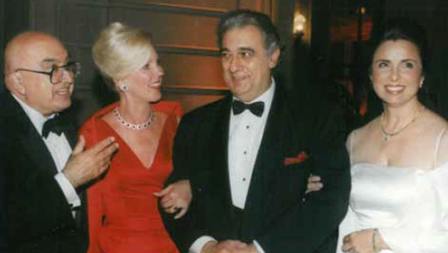 Lotfi Mansouri, Patricia Sprincin, Placido Domingo and Jackie Shinefield, co-chairman of A Tribute to Placido Domingo, 2000 (photo by Tom Gibbons)