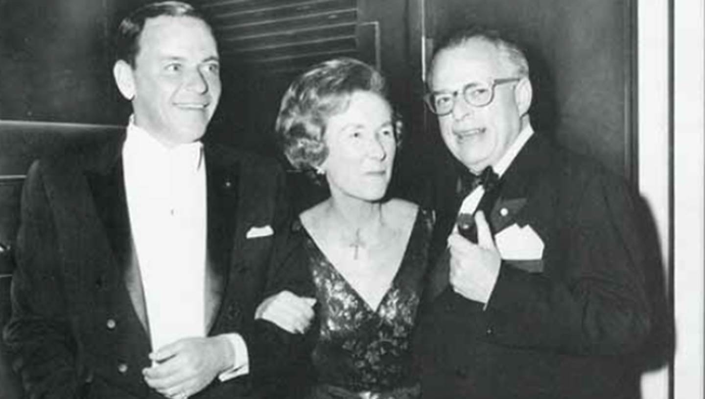 Frank Sinatra, Mrs. Richard Walker, and Kurt Adler, 1965