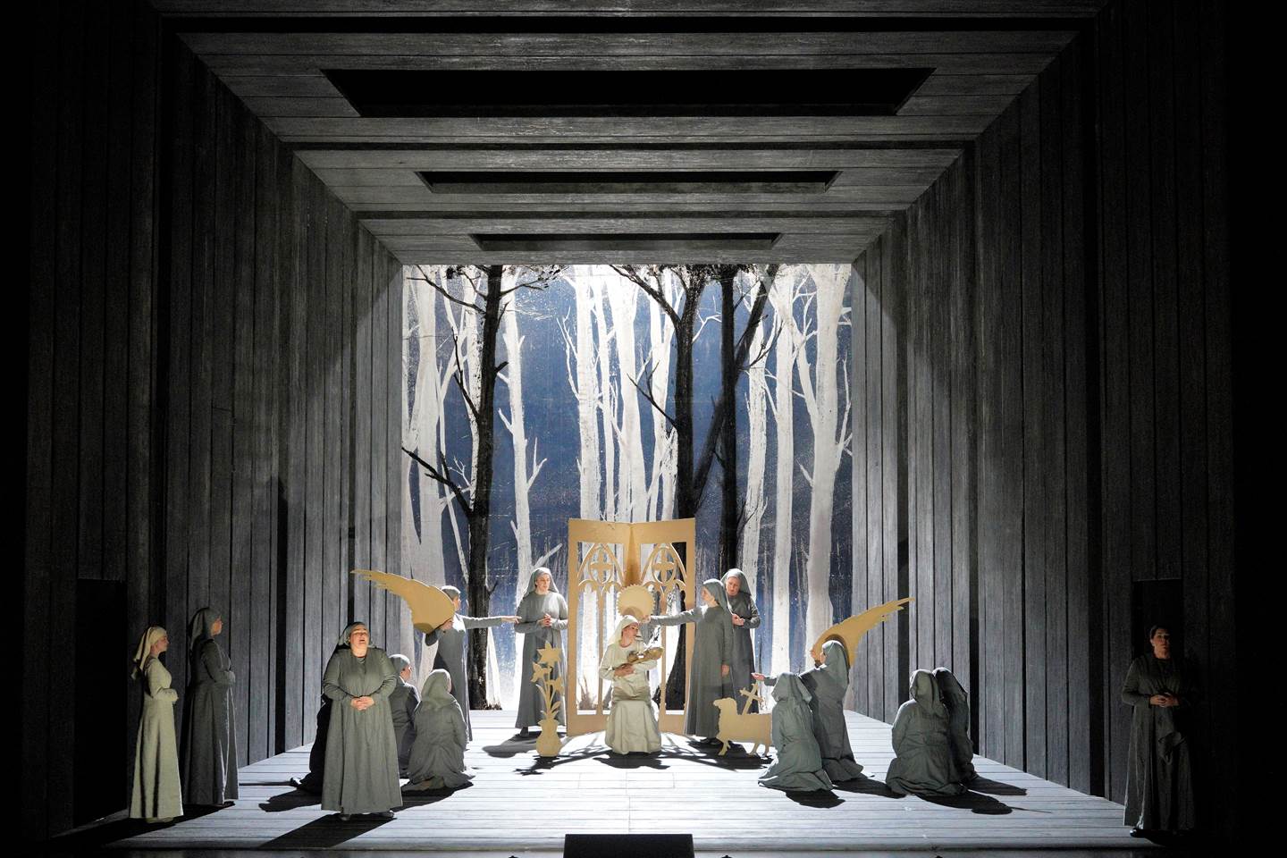 Dialogues of the Carmelites cast on stage