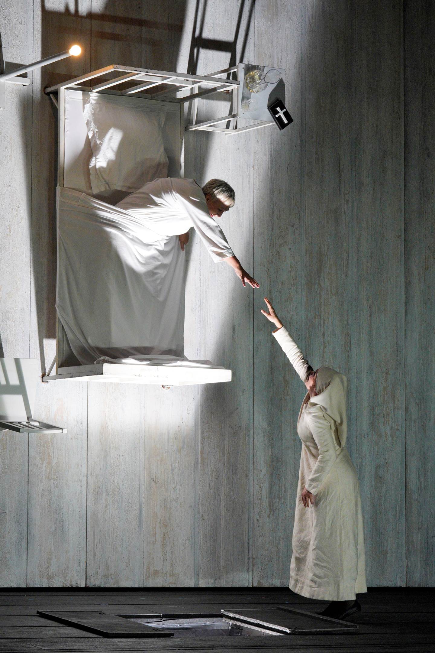 Michaela Schuster (Mme. de Croissy, prioress) and Heidi Stober (Blanche de la Force)