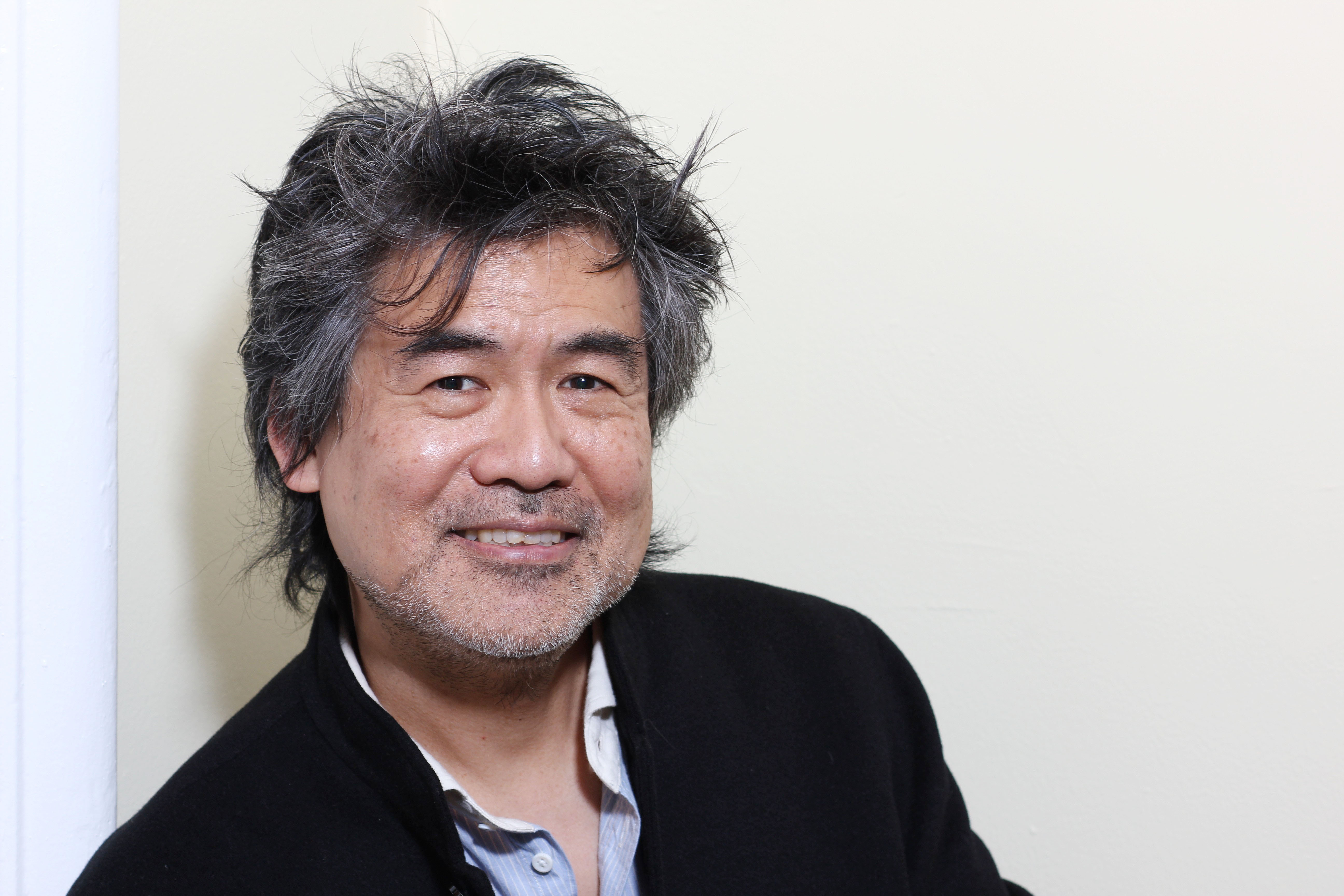 David_Henry_Hwang_photo_by_Lia_Chang2013.jpg