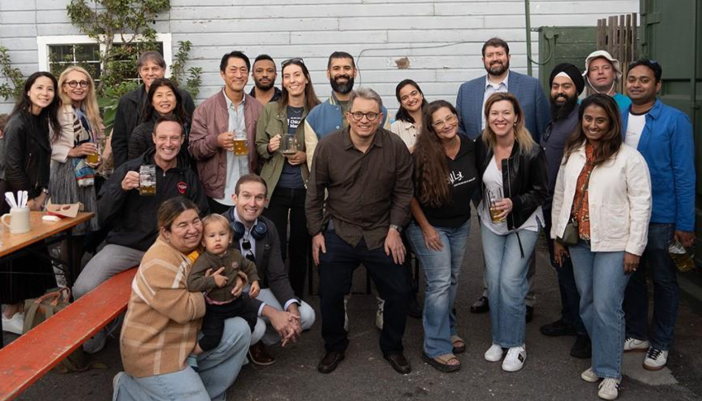 BRAVO! and Orpheus outdoor group photo