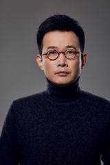 Yijie Shi