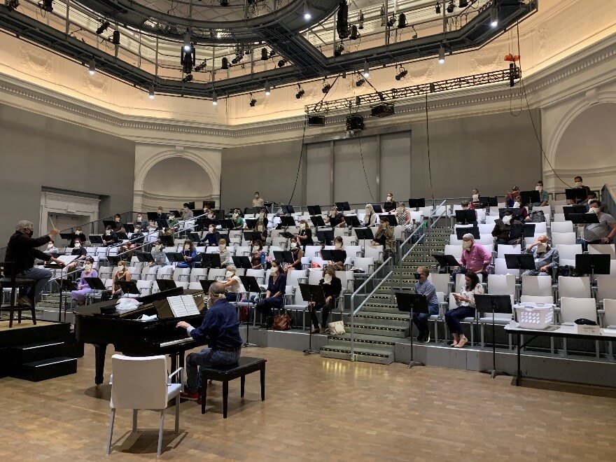 The San Francisco Opera Chorus in the first notes of music back together: the &ldquo;Te Deum&rdquo; from Tosca