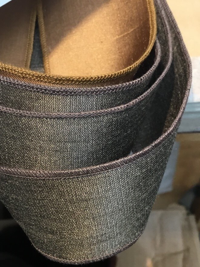 Handmaid ribbon.