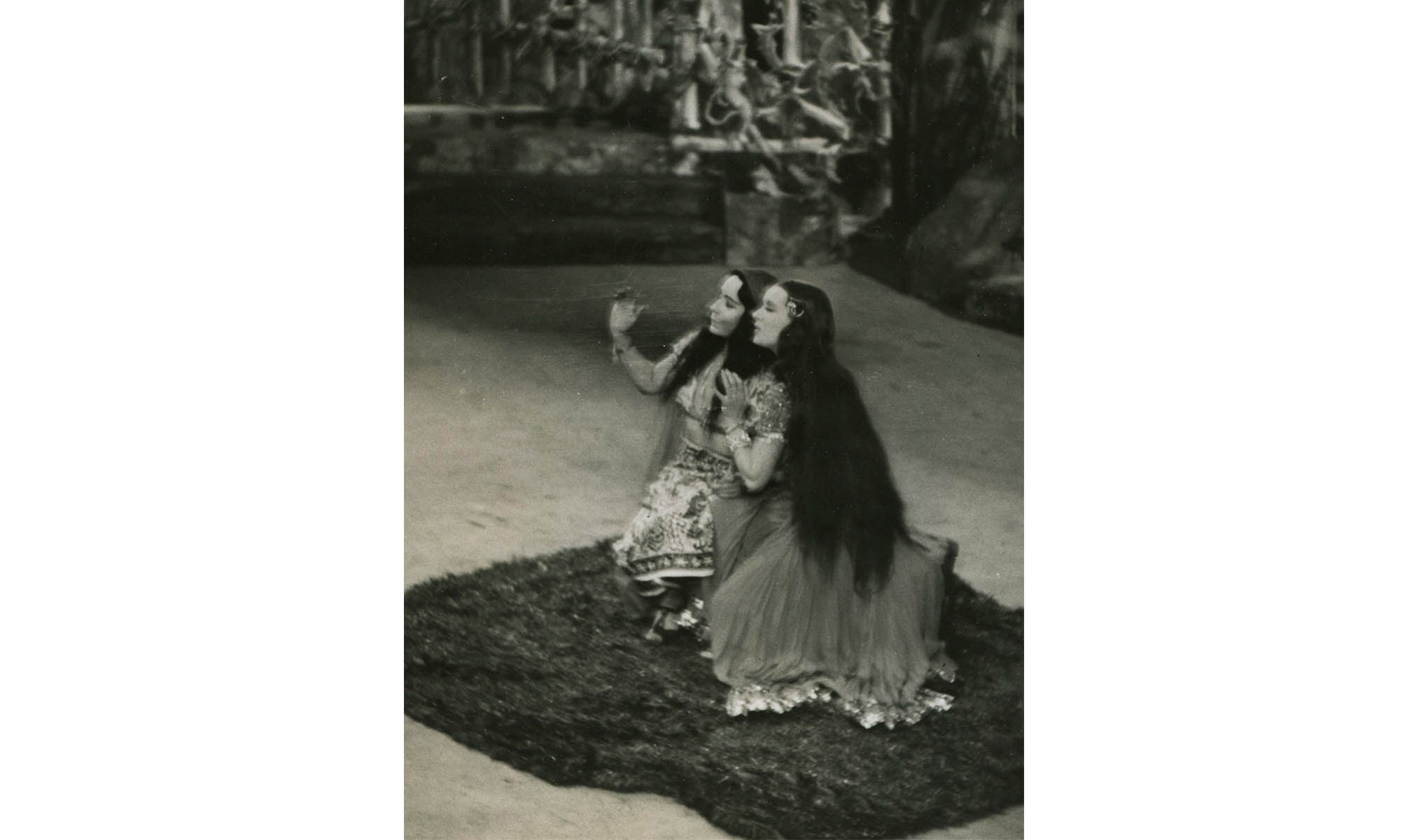 10. Lakme (1937) with Helen Beatty and Lily Pons. (Photo: Lawrence B. Morton)
